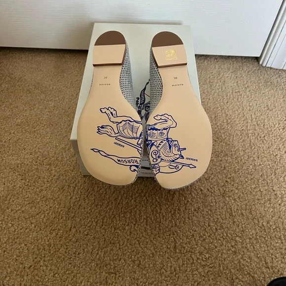 Burberry Women's mesh Metallic Silver ballerina - Picture 3 of 6